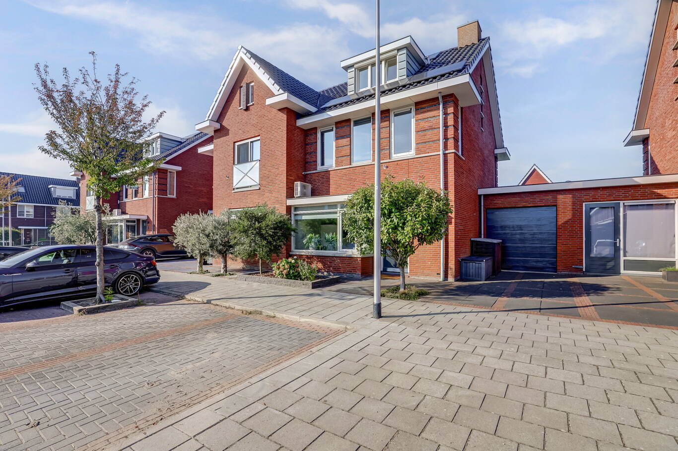 Van Huessenleede 8 BARENDRECHT