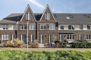 Zaaivat 6 HENDRIK-IDO-AMBACHT